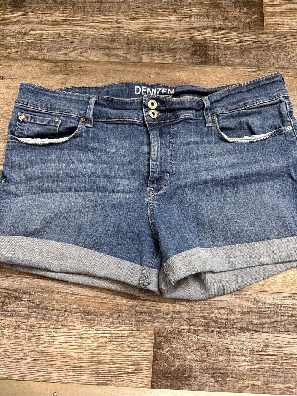 Denizen from Levi's Women's Medium Blue Rolled Cuff Denim Shorts